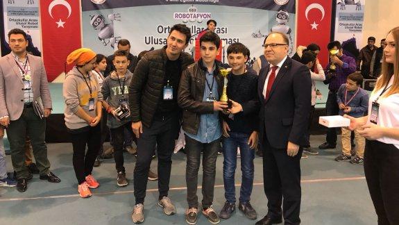 "Ortaokullararası Ulusal Robot Yarışması 2017" de Türkiye 1. Olduk.